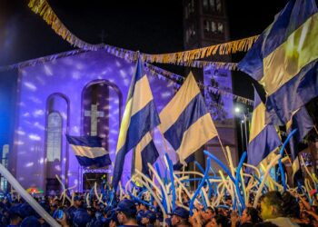 Caprichoso celebra tricampeonato em festa a Nossa Senhora do Carmo