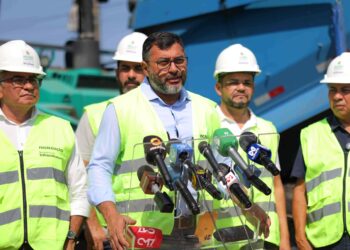 Wilson Lima vistoria retomada de obras na AM-010 e destaca diferencial no trabalho de modernização da rodovia