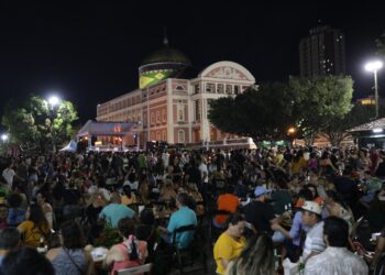 Tacacá na Bossa leva o rock do Pink Floyd ao Largo São Sebastião