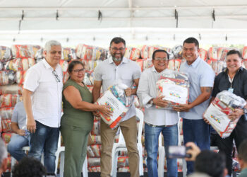 Governador Wilson Lima destina ajuda humanitária para pescadores afetados pela estiagem no Amazonas