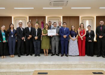 TCE-AM recebe Certificado de Garantia de Qualidade da Atricon