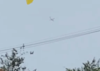 Vídeo: Avião da Voepass com 62 pessoas cai em Vinhedo (SP)