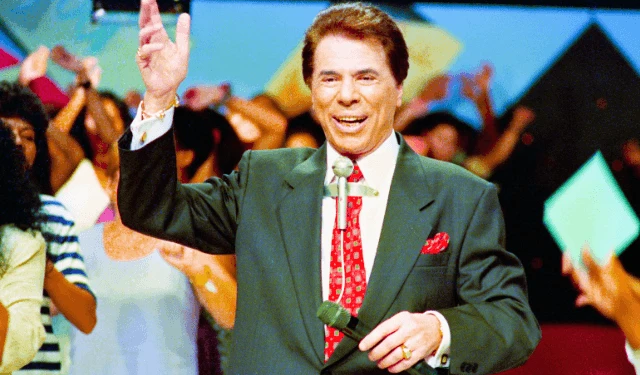 Silvio Santos é sepultado em cerimônia judaica neste domingo (18/08)