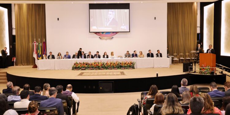Transparência: TCE-AM reconhece defensores da boa governança pública
