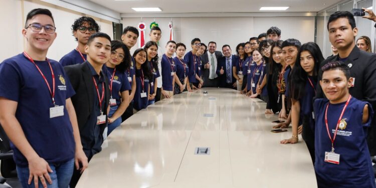 No Dia do Estudante, Assembleia Legislativa apresenta matérias relacionadas à educação