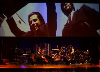 Espetáculo ‘Baré Fiction’ encanta público no Teatro Amazonas com homenagem às trilhas sonoras de Quentin Tarantino
