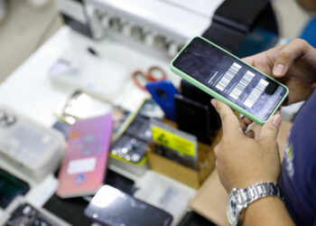 Celular: Lojas são interditadas em operação no Amazonas