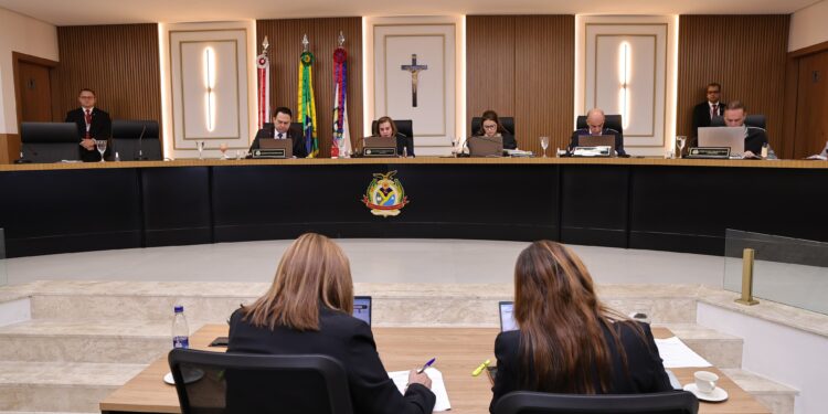 Ex-presidente da Câmara de Jutaí tem contas reprovadas pelo TCE e é multado em R$ 20 mil