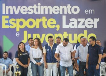 Governador Wilson Lima assina ordem de serviço para reforma do Estádio Carlos Zamith