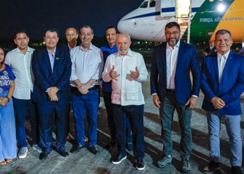 Em Manaus, presidente Lula participa de anúncio de medidas de combate à seca