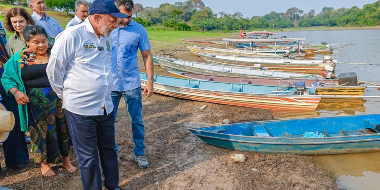 No Amazonas, Lula defende reconstrução da BR 319