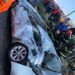 Vídeo: Carreta tomba e esmaga carro; motorista do veículo de passeio morreu no local