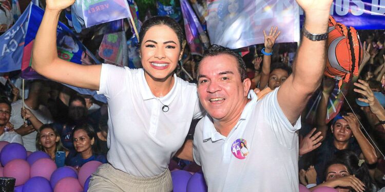 Brena Dianná reuniu multidão em primeiro comício de campanha após liberação da propaganda eleitoral