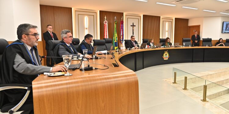 Tribunal reprova contas e multa ex-gestor da Semed de Pauini em R$ 13,6 mil