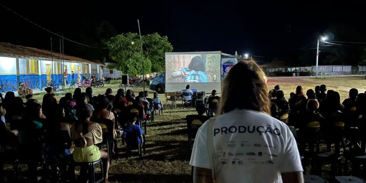 Festival de Cinema Pan-Amazônico, o AMAZÔNIA FI(DOC), prorroga inscrições para mostras competitivas