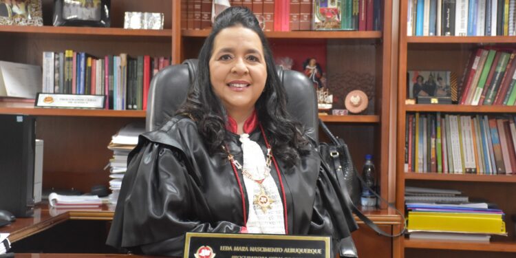 Promotora Leda Mara é nomeada procuradora-geral de Justiça do Ministério Público