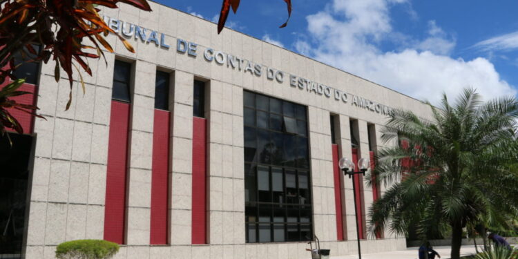 TCE-AM terá 42 processos na pauta de julgamentos desta quarta-feira (25)