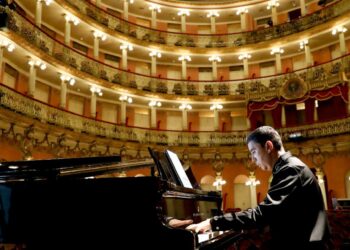 Des.Conectar propõe um novo jeito de vivenciar a música ao piano