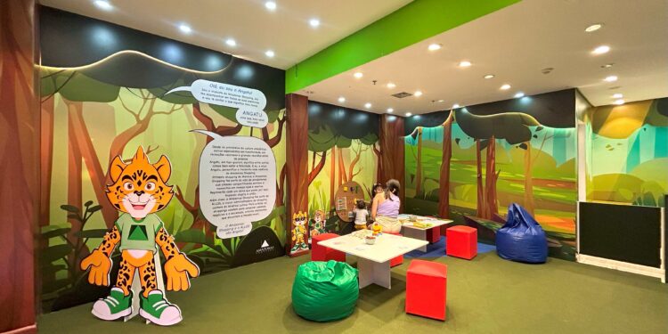 Amazonas Shopping lança mascote Angatu e realiza ação solidária em prol dos ribeirinhos afetados pela estiagem