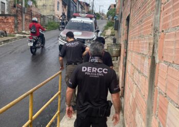 Polícia prende suspeito de planejar ataques em escola no Amazonas e armazenar pornografia infantil