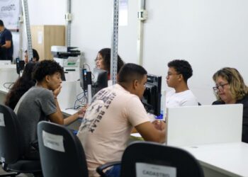 Sine Amazonas divulga 154 vagas de emprego para esta sexta-feira