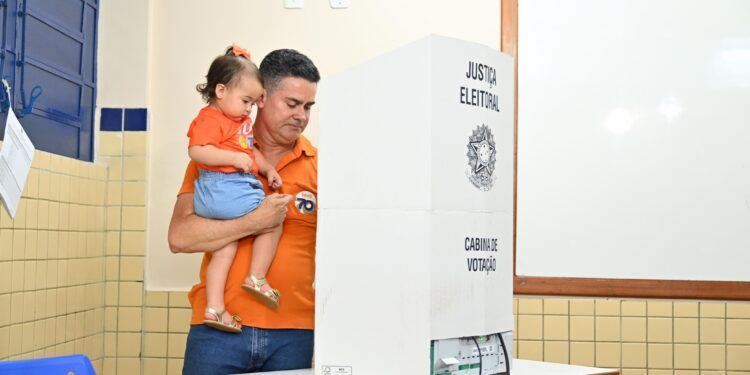 Prefeito de Manaus diz que sentimento é de dever cumprido