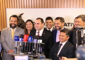 Roberto Cidade é eleito com ampla maioria de votos para presidir a Aleam no segundo biênio da atual legislatura