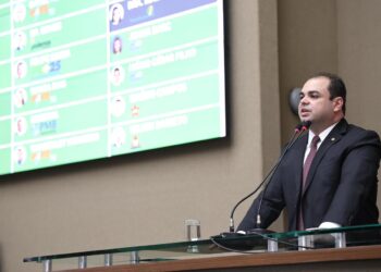 Roberto Cidade cobra do DNIT relatório detalhado sobre portos administrados ou supervisionados pelo órgão no interior do Amazonas