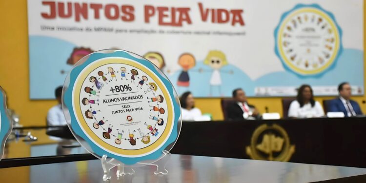 Ministério Público do Amazonas entrega selos do projeto ‘Juntos pela Vida’ a mais de 100 escolas nesta sexta-feira