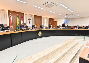 TCE-AM multa presidente da Câmara de Humaitá em R$ 175,4 mil