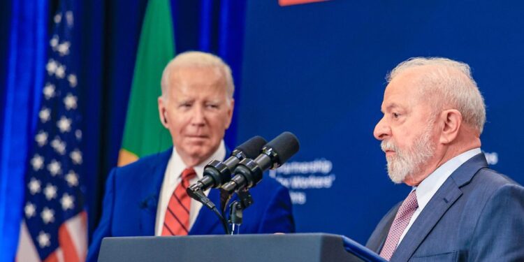 Embaixada dos Estados Unidos abre credenciamento para a chegada do presidente Joe Biden em Manaus