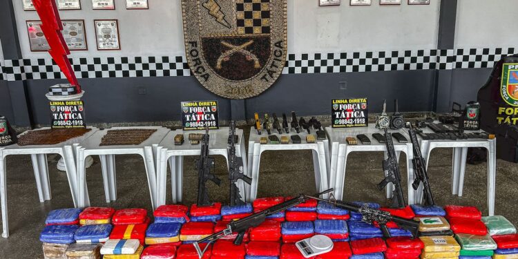 Manaus: Polícia mira traficantes do Pará e apreende arsenal e 250 kg de drogas