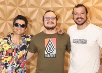 Circuito cultural com show intimista, palhaçaria, roda de samba com forró e espetáculo de teatro