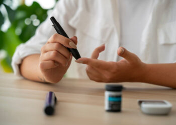 Diabetes: saiba como identificar os primeiros sinais e evitar complicações graves
