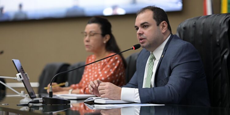 Roberto Cidade incentiva o reaproveitamento de resíduos sólidos por meio da campanha ‘Lixo Zero’