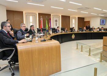 Ex-gestor do SAAE de Barcelos terá de devolver R$ 229,1 mil aos cofres públicos, determina TCE