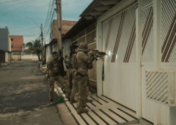 Com ação no Amazonas, PF desarticula esquema bilionário de tráfico internacional