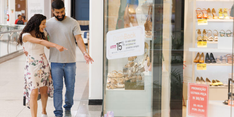 Amazonas Shopping amplia horário de funcionamento, com a proximidade do Natal