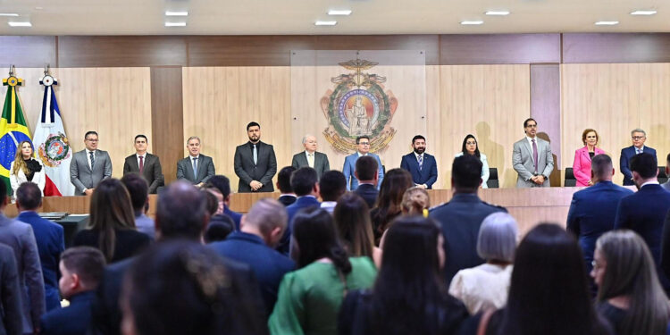 Conselheiro do TCE-AM prestigia diplomação dos eleitos e reeleitos em 2024