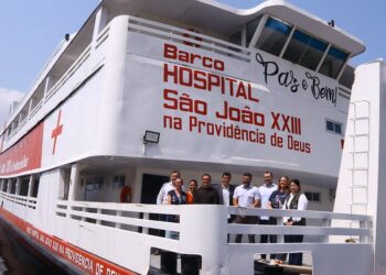 Barco Hospital São João XXIII realiza primeira expedição de saúde em Iranduba, em parceria com o Governo do Amazonas
