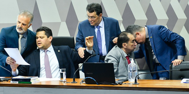 Braga apresenta na próxima segunda (9) o relatório final que regulamenta a Reforma Tributária