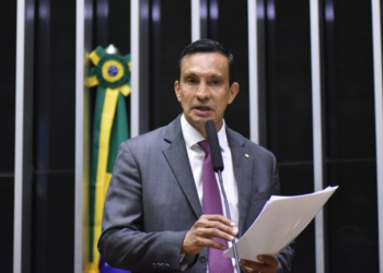 Emenda que aumenta repasses para educação na Amazônia é aprovada