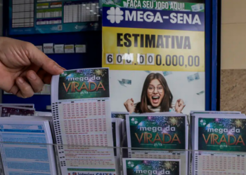 R$ 600 milhões: Site Loterias Caixa tem fila de espera para apostar na Mega da Virada