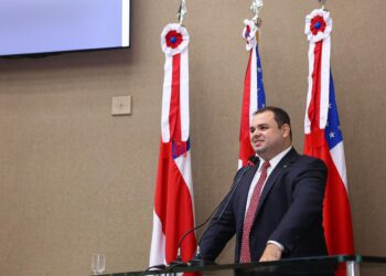 PL de Roberto Cidade amplia proteção ao consumidor de operadoras de TV por assinatura e internet