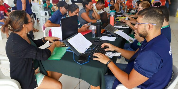Ação social da Defensoria do Amazonas leva cidadania e acesso a direitos a moradores da Zona Rural de Manaus