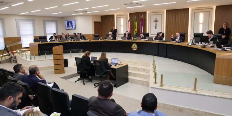 TCE-AM multa ex-gestor da SAAE de Boa Vista do Ramos em R$ 96,1 mil