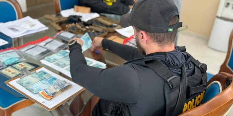 PF desarticula bando que atua em fraude e desvio de verba pública em Tabatinga