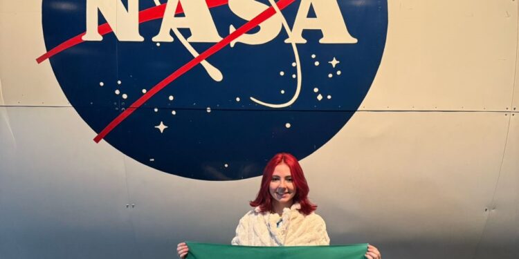 Estudante da rede estadual conquista medalha em prova internacional de astronomia e astrofísica