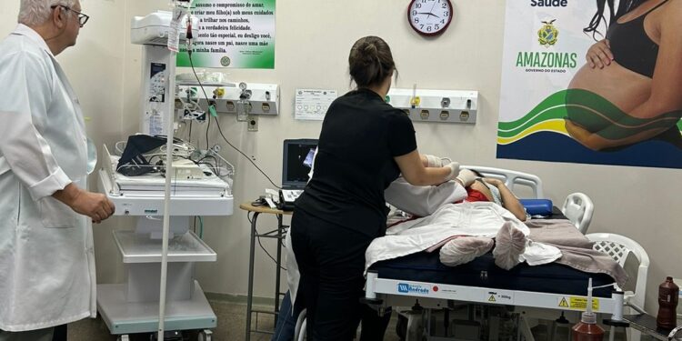 Governo do Amazonas realiza primeira transfusão intrauterina da rede pública na maternidade Ana Braga