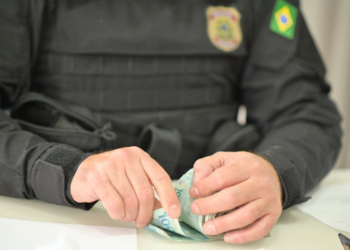 Polícia Federal prende assessor parlamentar com R$ 1 milhão em espécie no Pará